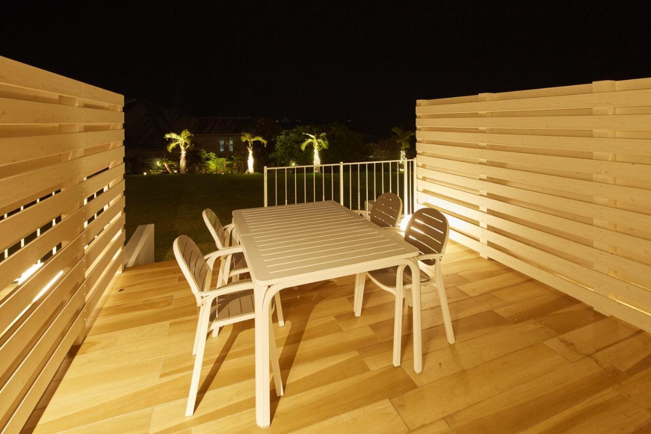 Royal View Hotel Churaumi Motobu Ngoại thất bức ảnh